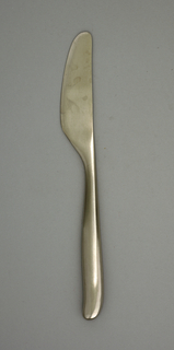 Design 2 Dinner Knife