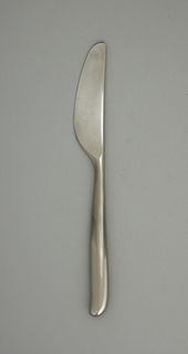 Design 2 Dinner Knife