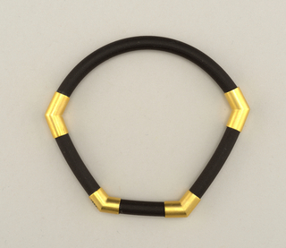 Bracelet (USA)