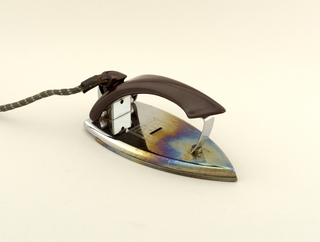 General Electric Folding Travel Iron with cord Iron