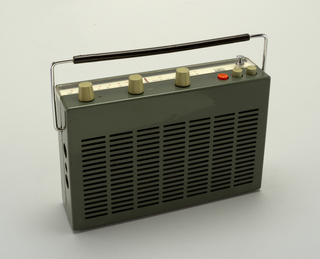 T 52 Portable Radio Radio