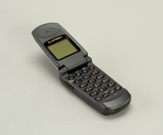 Motorola PHS Radiotelephone Cellular Telephone