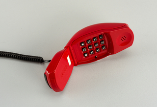 Grillo (Cricket) Folding Telephone