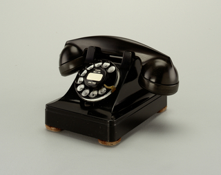 Model 302 Telephone