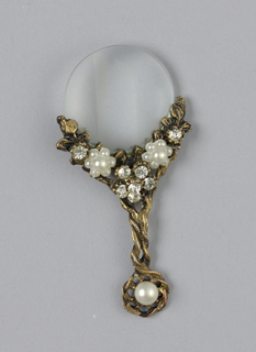 Magnifying Glass (England)