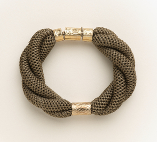 Bracelet (USA)