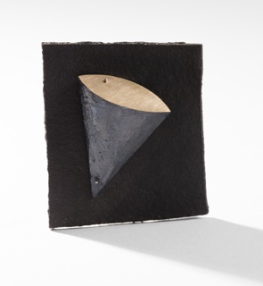 Cono Brooch