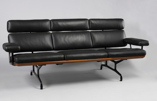 ES 108 Sofa