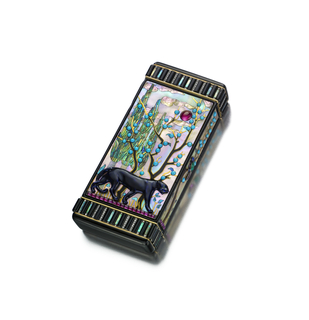 Vanity Case, Panther