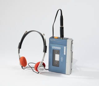 TPS-L2-Walkman Cassette Player and MDR-3L2 Headphones Walkman Portable Cassette Player And Headphones