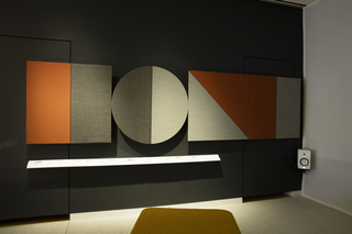 Black Hawk Console Console