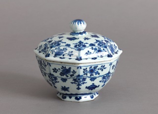 Bowl And Lid (Netherlands)