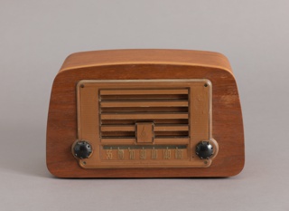 Model 588A Radio Radio