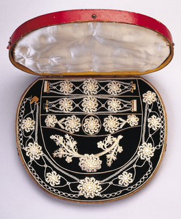 Brooch