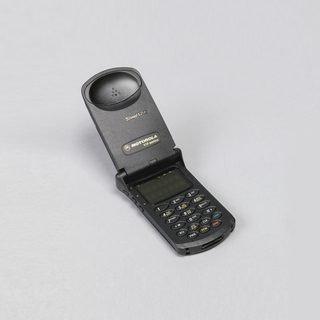 StarTAC™ Cellular Telephone