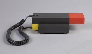 Enorme Telephone, 1986