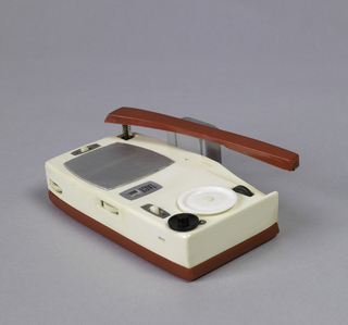 TPR-61 Portable Phonograph Radio