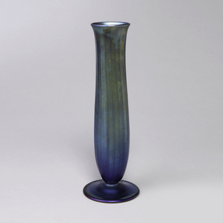 Vase (USA)