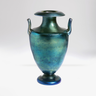 Vase (USA)