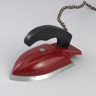 Sunny Suzy Child's Iron