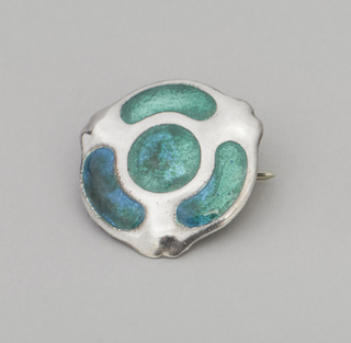 Brooch (England)