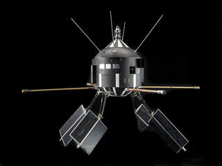 Satellite, Ariel 2 (Replica)