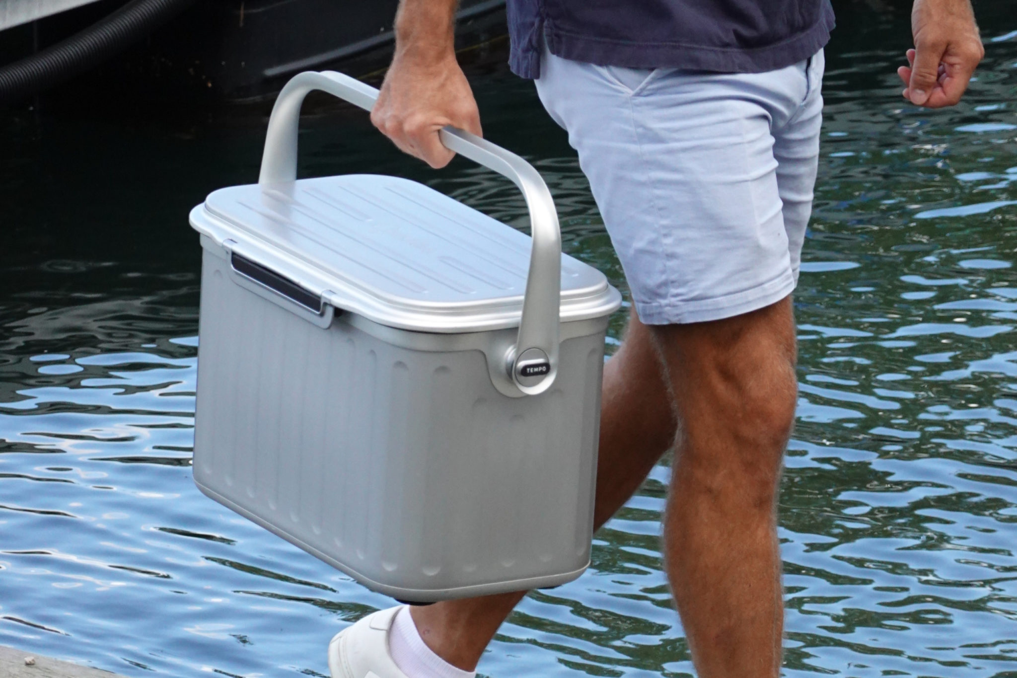 ‘Oyster Cooler’ Is So Efficient, You Won’t Need Ice* GearJunkie