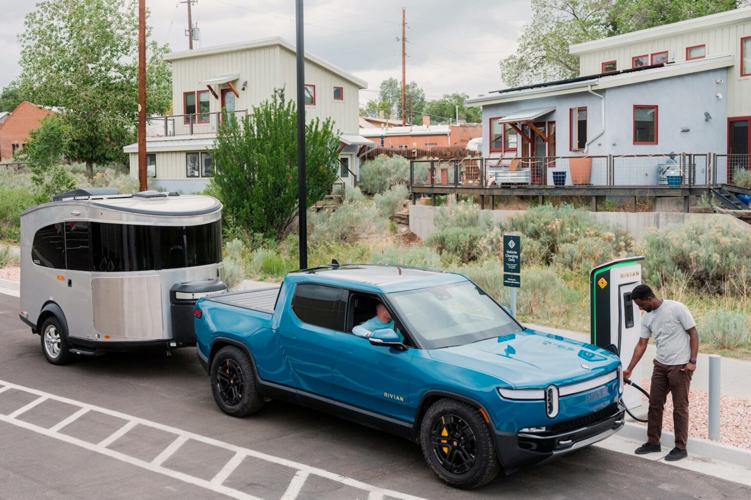 The Best Electric Vehicles for Towing