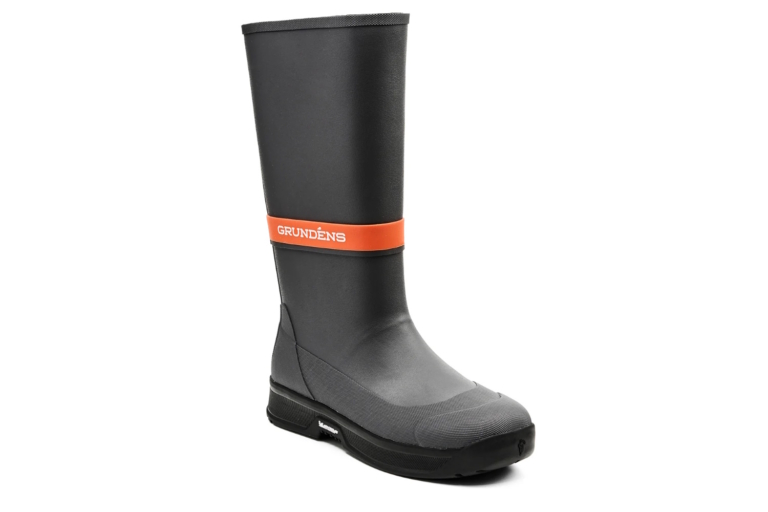 The Best Rain Boots Of 2025 GearJunkie Tested CREWMAN TALL BOOT 768x512