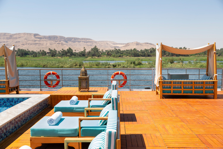 Pool deck
