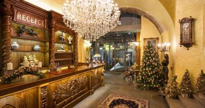 Iron Gate Hotel & Suites