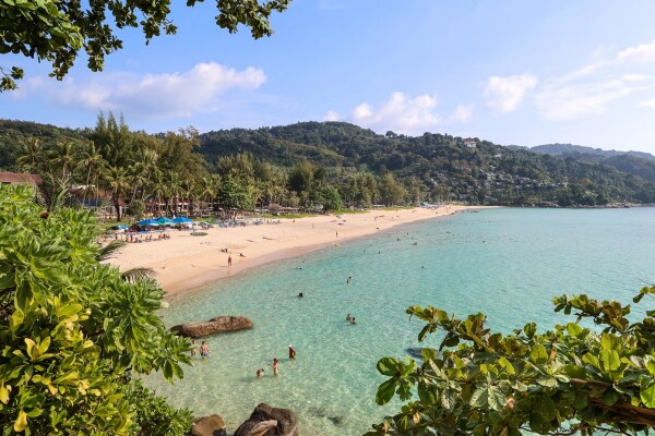 Kata Noi Beach
