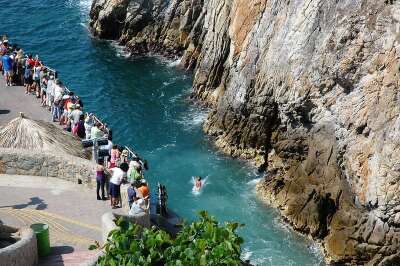 La Quebrada Cliff Divers