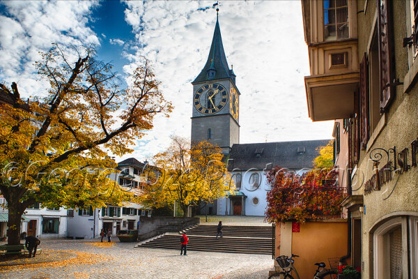St. Petershofstatt Square