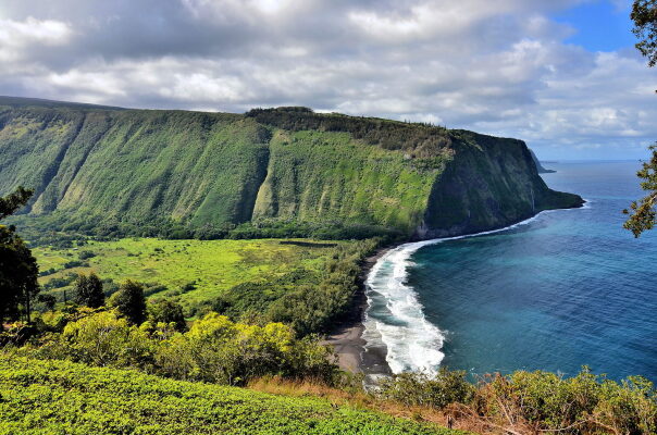 Waipi'o Valley Lookout