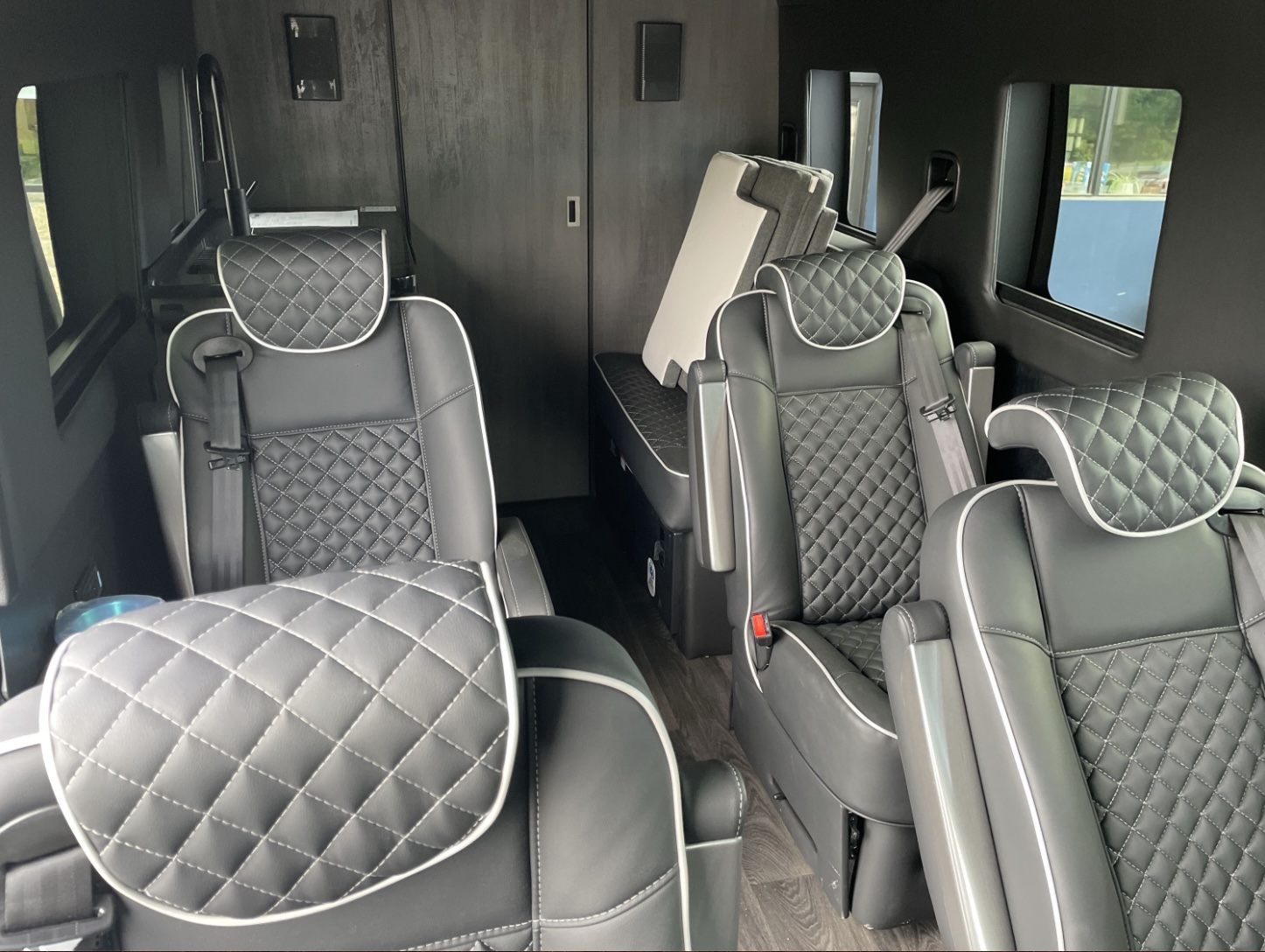 2027 Thor Freedom Mover PX10 RWD — photo 3 of 8