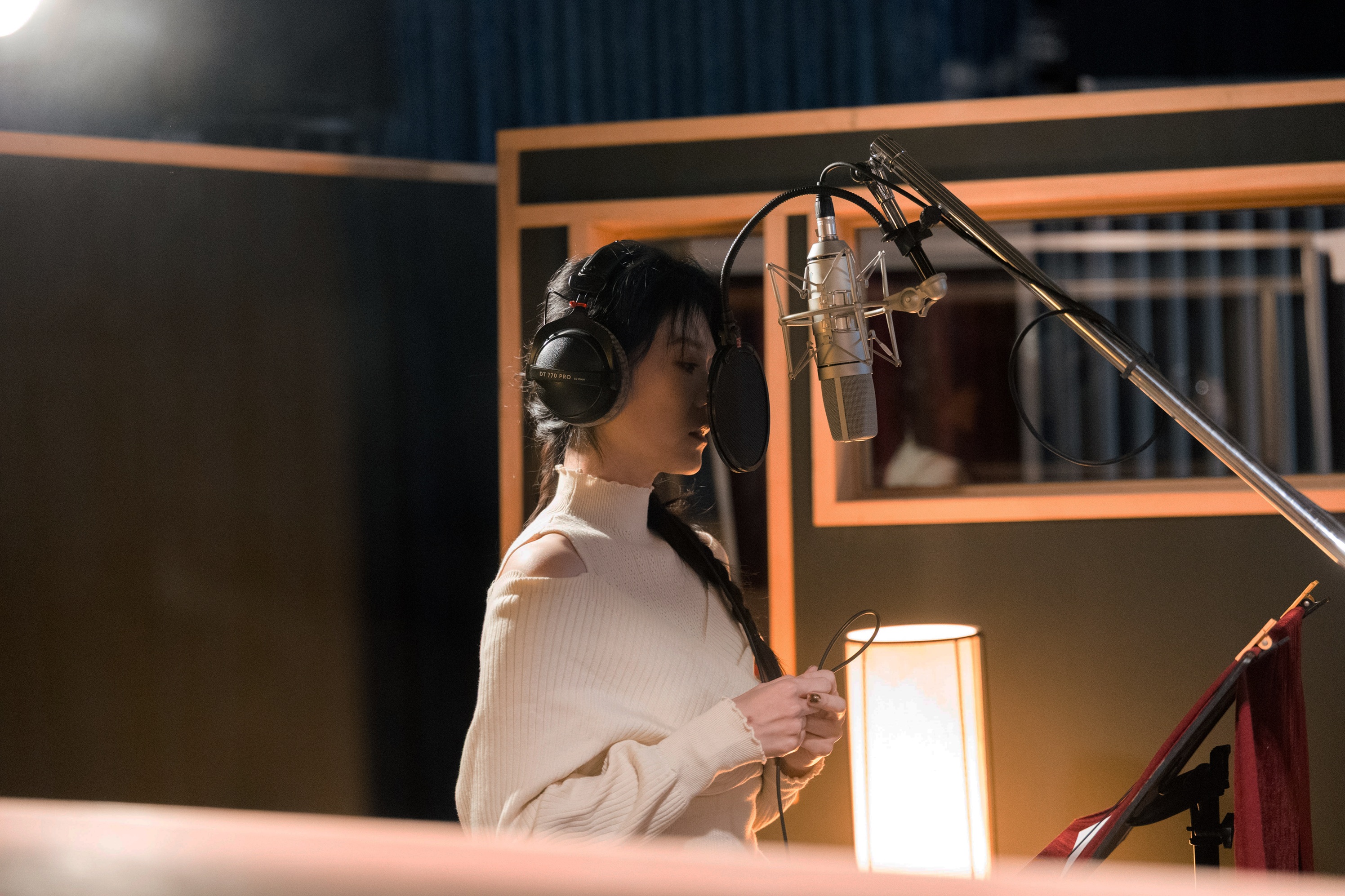 《零日攻擊》主題曲〈風聲人影〉隆重登場 金曲歌后曹雅雯動人獻唱