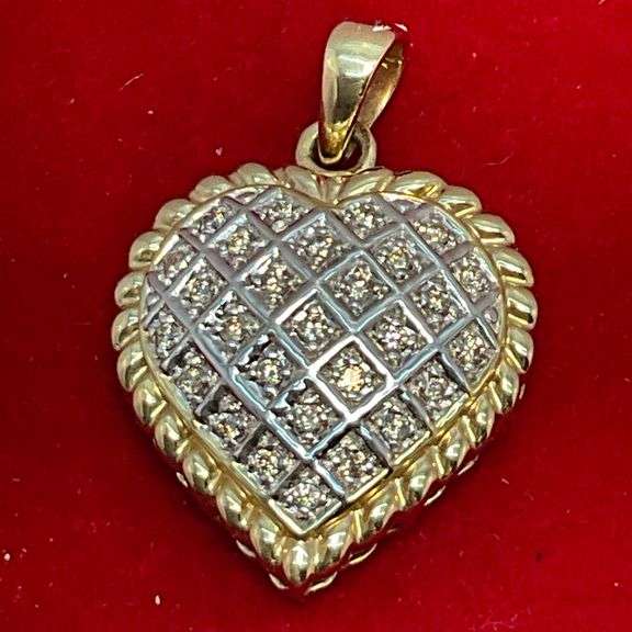14K GOLD AND DIAMOND HEART PENDANT
