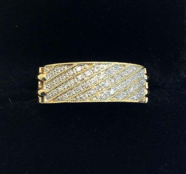 GORGEOUS AND STYLISH 14K YELLOW GOLD PAVE SET DIAMOND RING