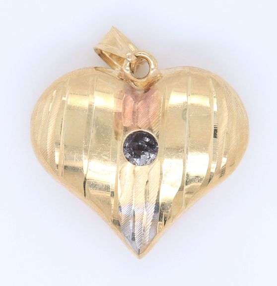 14kt Yellow gold cubic zirconia heart shaped pendant