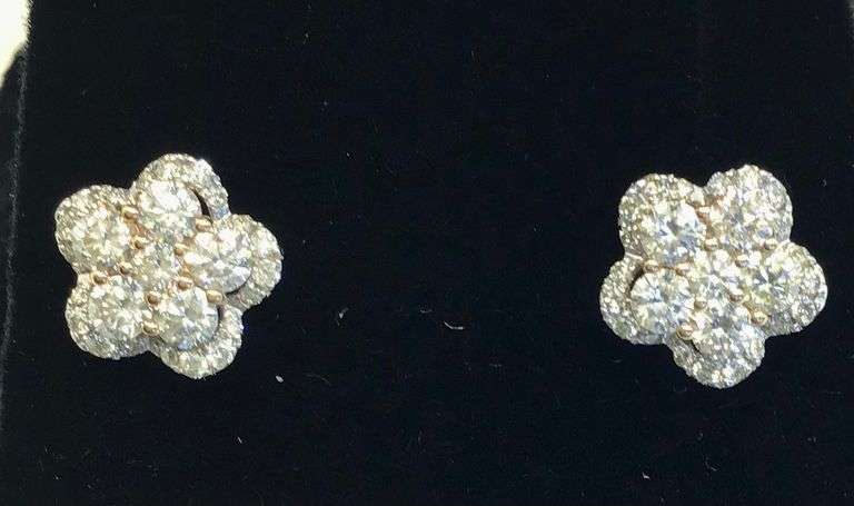 GORGEOUS TWO TONE 14K WHITE AND ROSE GOLD DIAMOND STUD EARRINGS