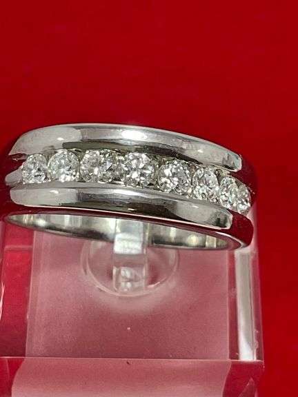 MEN'S CERTIFIED 14K WHITE GOLD AND DIAMOND BAND