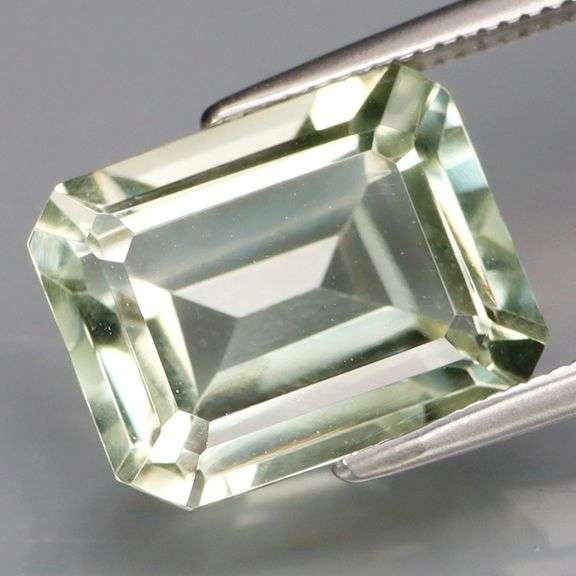 Bright color! 5.56ct green Amethyst! Untreated!