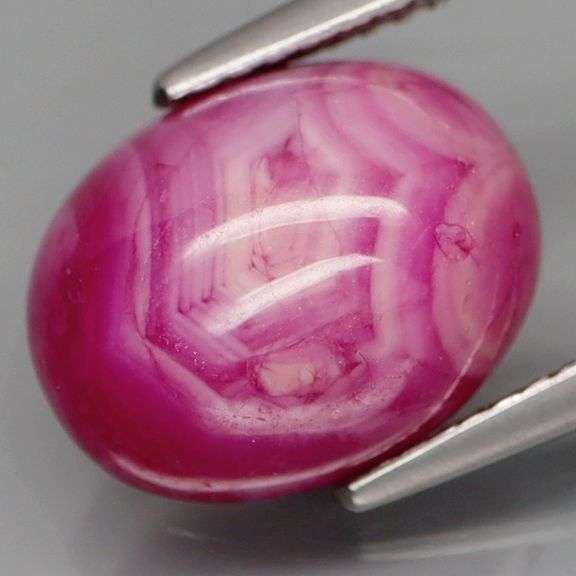 Look at the beautiful pattern in this 8.54ct Ruby Cabochon! Heated only!