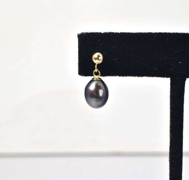 Glamorous 14K Yellow Gold Tahitian Pearl Dangle Earrings