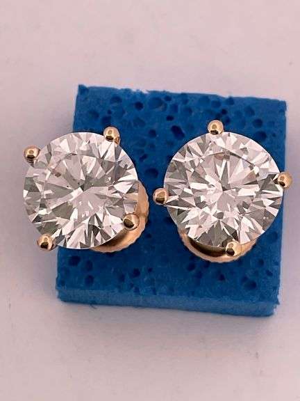 CERTIFIED BRAND NEW 10.00 CARAT LAB DIAMOND STUDS. AMAZING