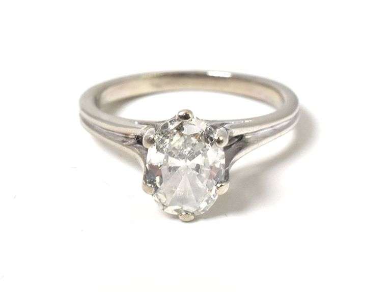 Stunning 14K White Gold Approx. 0.60CTS Diamond Ring