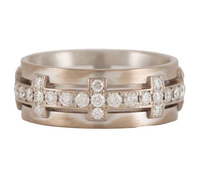 Furrer Jacot 1.04ctw Diamond Chilli Pepper Eternity Band Ring in 18K