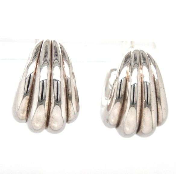 925 Sterling silver Shrimp huggies