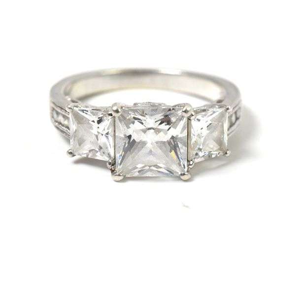 Sterling Silver Cubic Zirconia Gemstone Ring